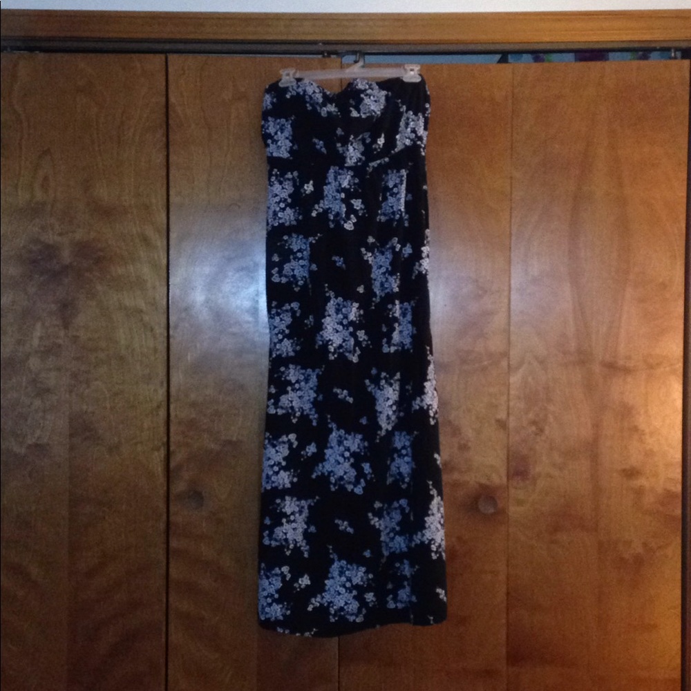 Strapless black maxi dress with floral design